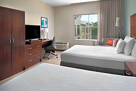 Room, 2 Queen Beds, Non Smoking