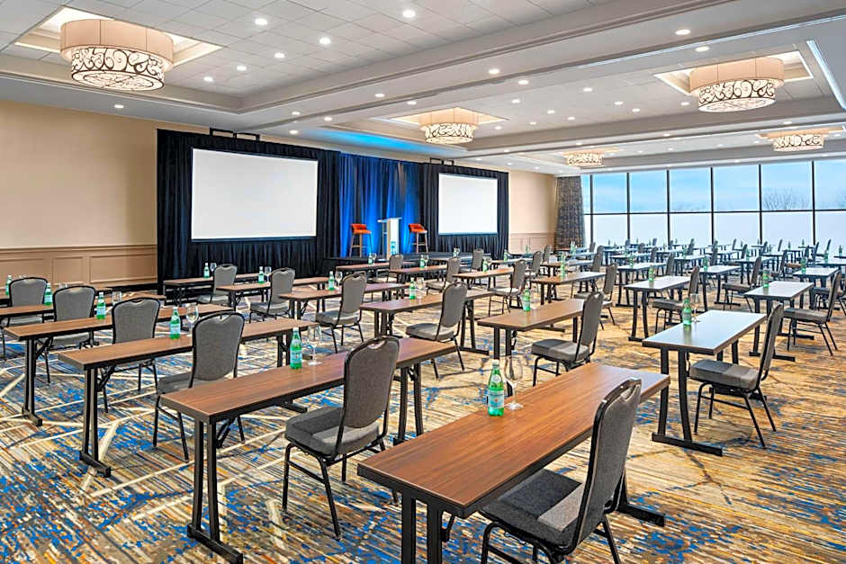 The Alloy King of Prussia - a DoubleTree by Hilton