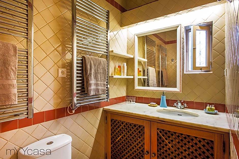 Quinta Azul - Gorgeous Apartment with Pool & Private Terrace