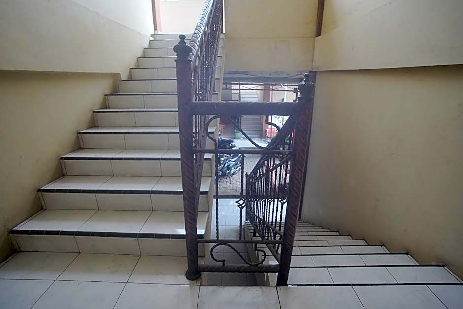 Hotel O Wisma Bunda Syariah Near Man Pinrang