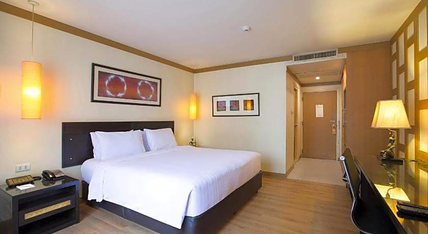 The Tarntawan Hotel Surawong Bangkok