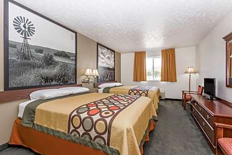 Queen Room with Two Queen Beds - Non-Smoking