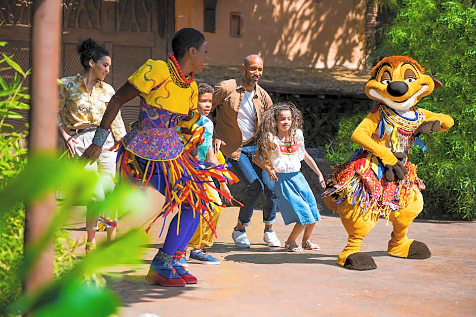 Disney Hotel Cheyenne + Tickets