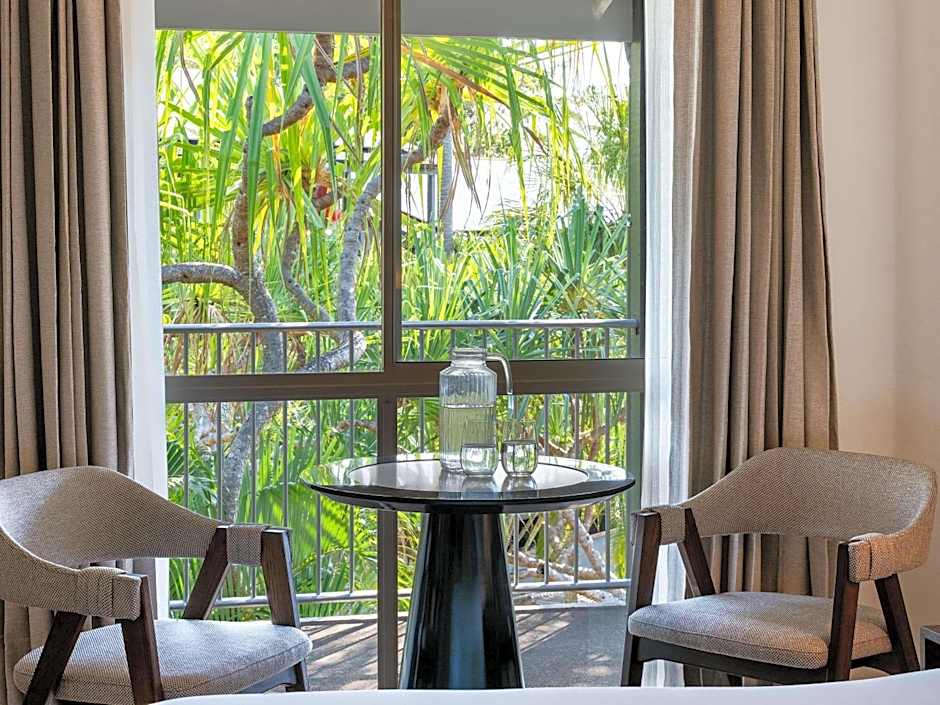 Mantra Club Croc Airlie Beach