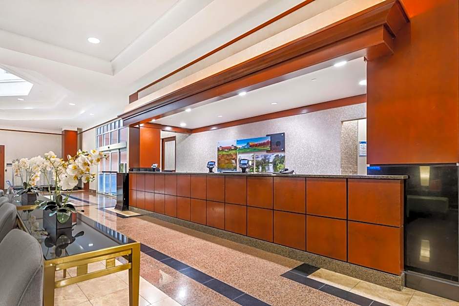 Drury Inn & Suites St. Louis near Forest Park