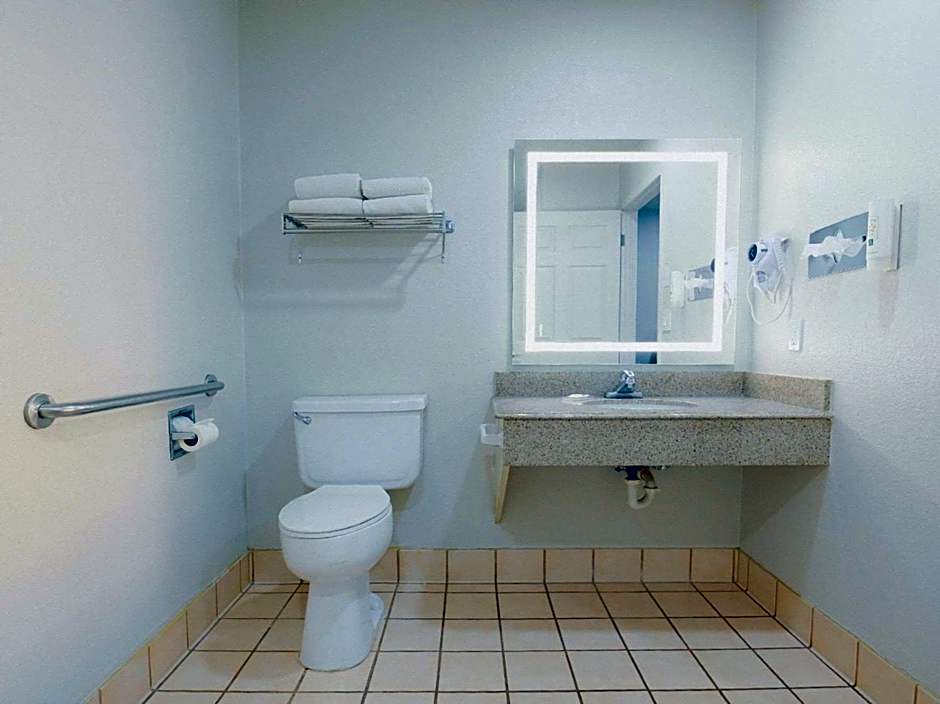 Quality Inn Holbrook near Petrified Forest
