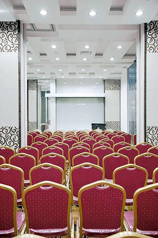 Kingston Hotel 18 @ KUL Sri Damansara