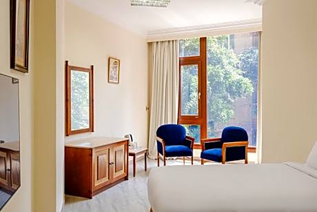 Standard Double Room with City View