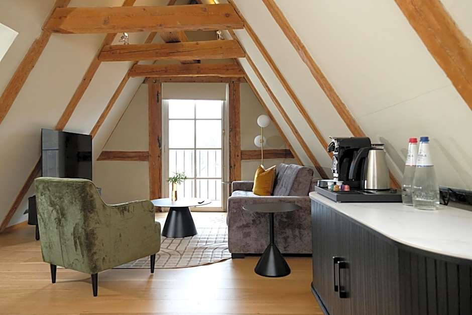 The Three Sisters Hotel