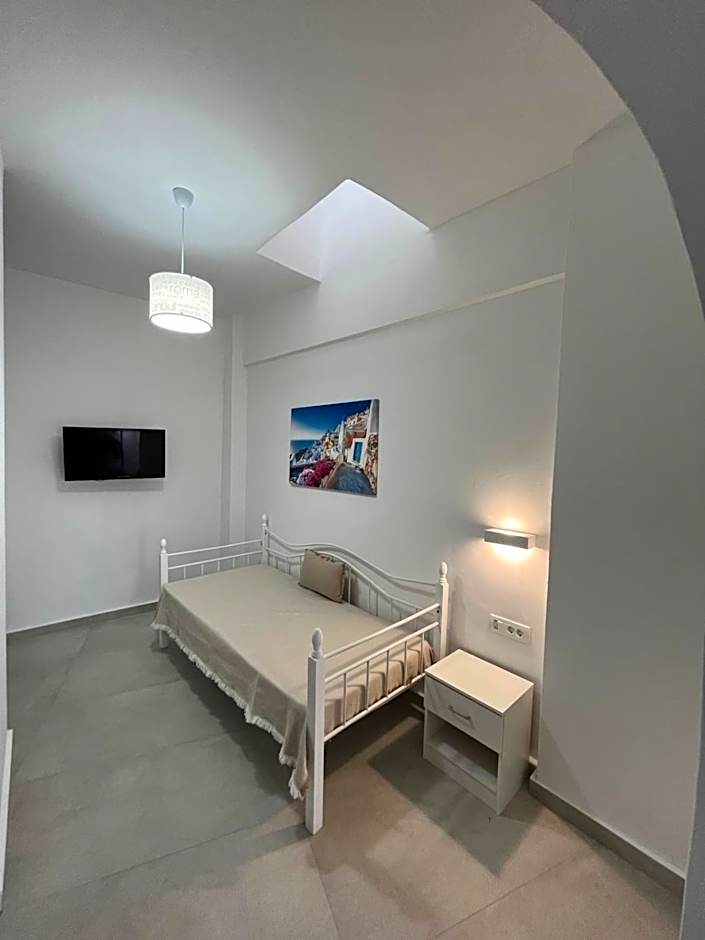 Firaxenia Rooms – Fira, UT