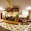 Hillside Plaza Hotel