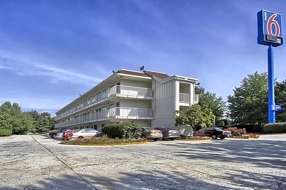 Motel 6-New Cumberland, PA - Harrisburg - Hershey South