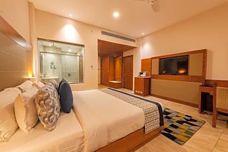 Hamilton Valley View Room