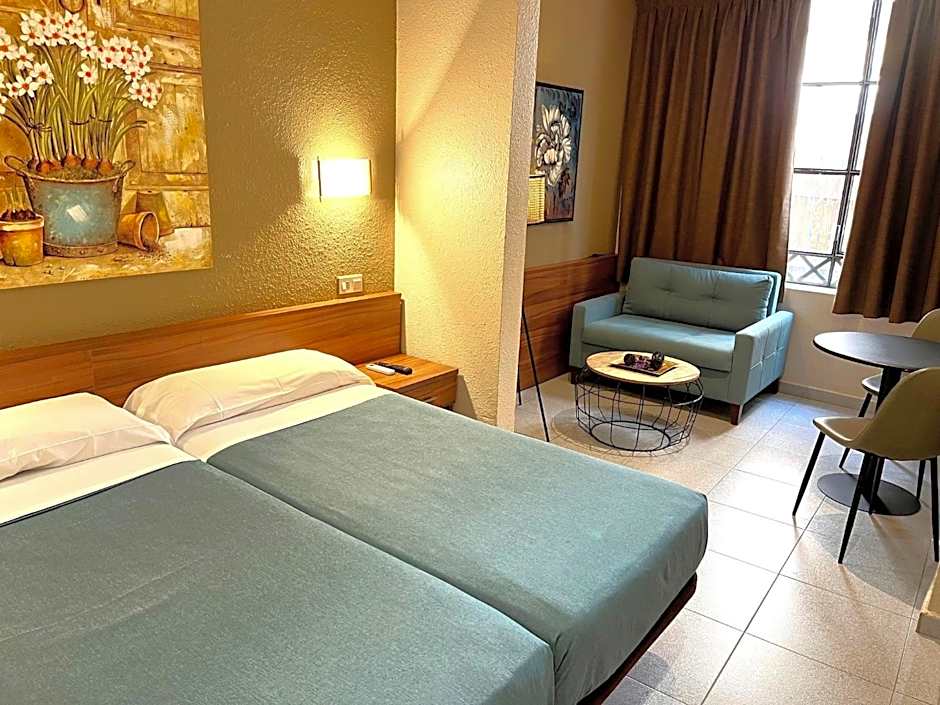 Aneto Hotel
