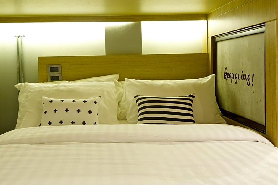 The Plug hotel @ i-Biz Avenue