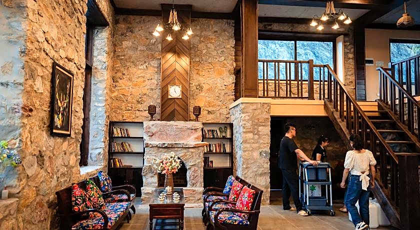 Khuoi Han Ecolodge Cao Bang