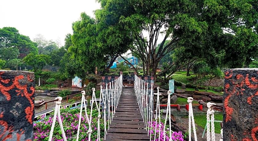 OYO 1808 New Bandungan Indah