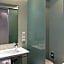 Super 8 by Wyndham Munich City North