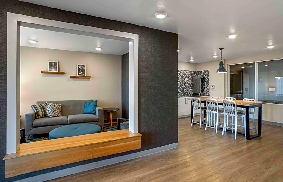 Extended Stay America Select Suites - Charlotte - Northlake