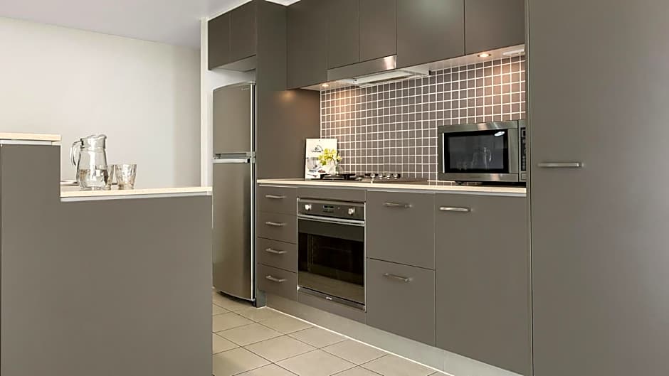 Oaks Brisbane Casino Tower Suites