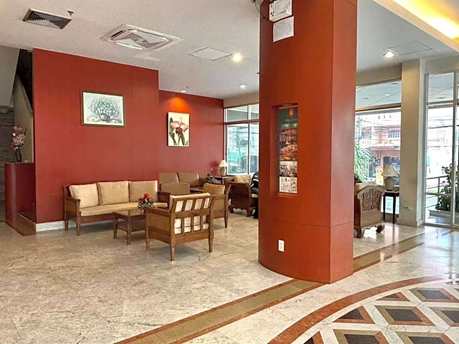 Hadyai Golden Crown Hotel