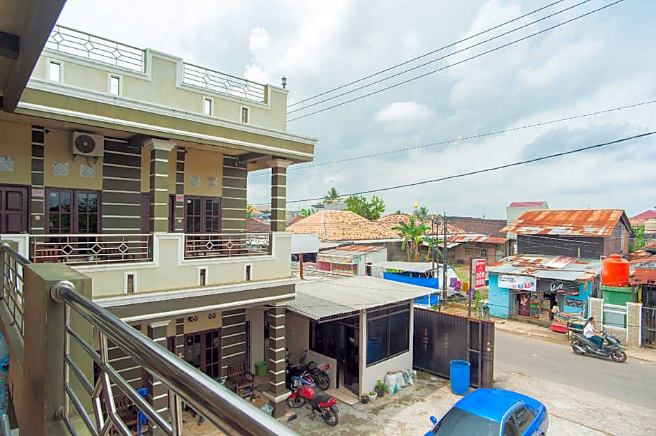 Adelia Residence by RedDoorz – Palembang, GA