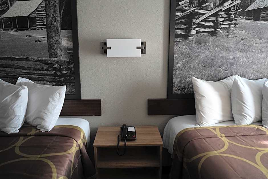 Super 8 by Wyndham Antioch/Nashville South East