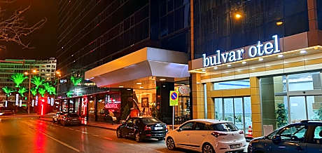 Bulvar Hotel