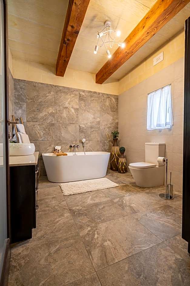 Ajuga Luxury Boutique B&B