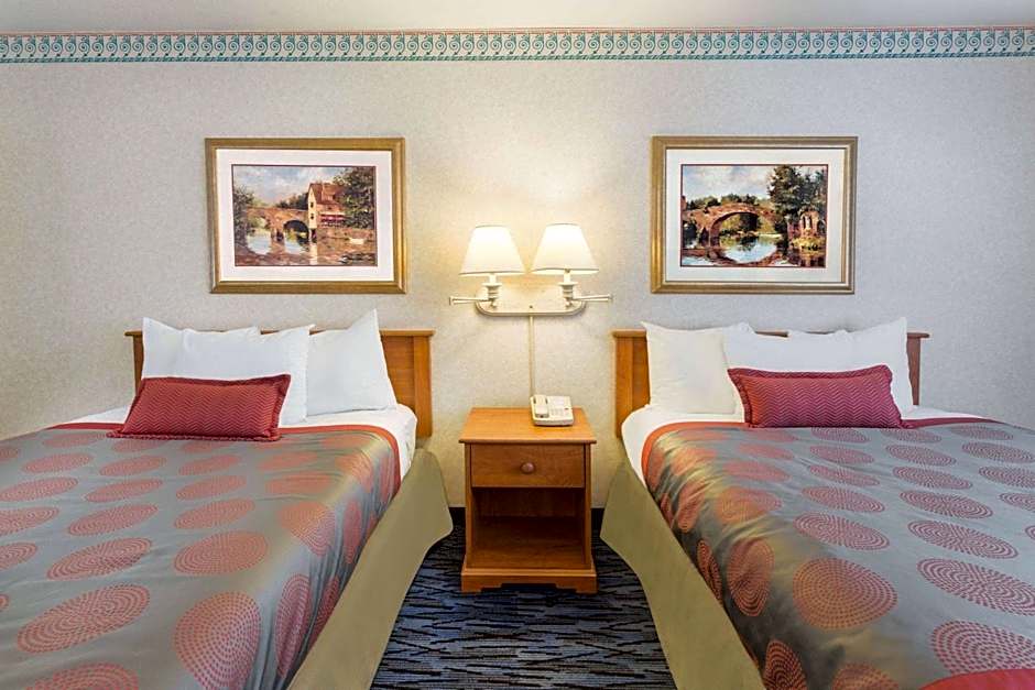 Ramada by Wyndham Kent Seattle Area