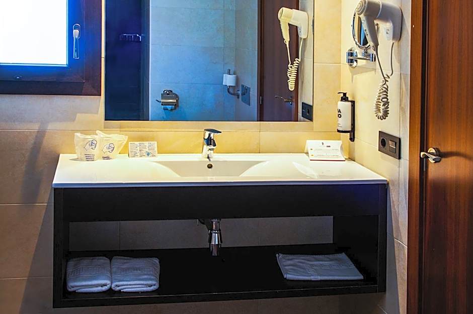 Petit Palau - Adults Only