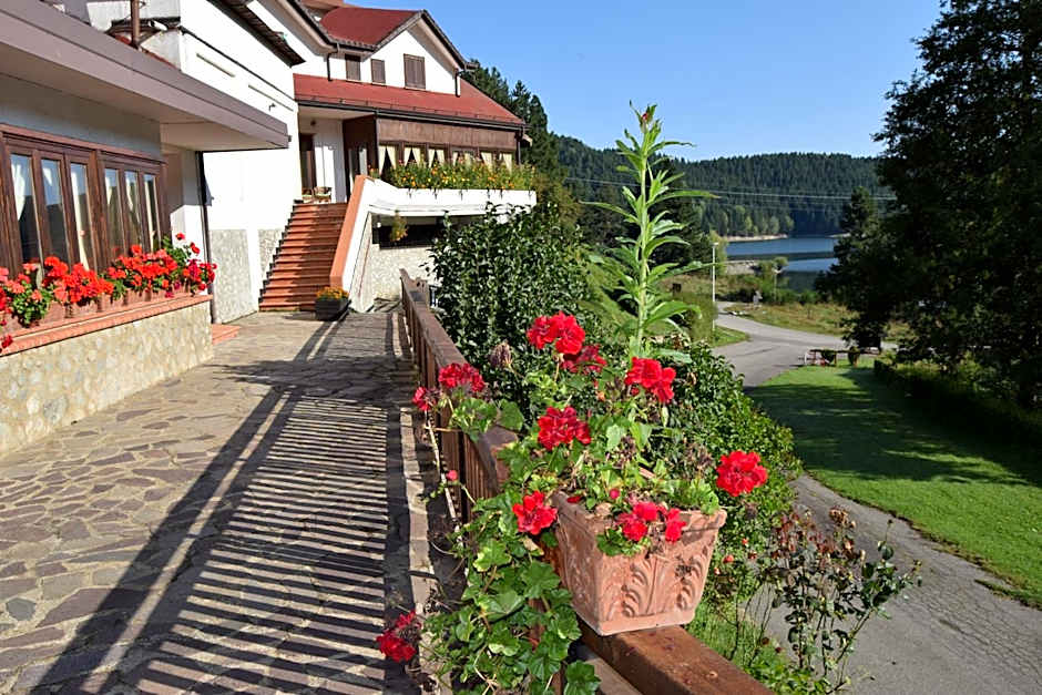 hotel lo sciatore