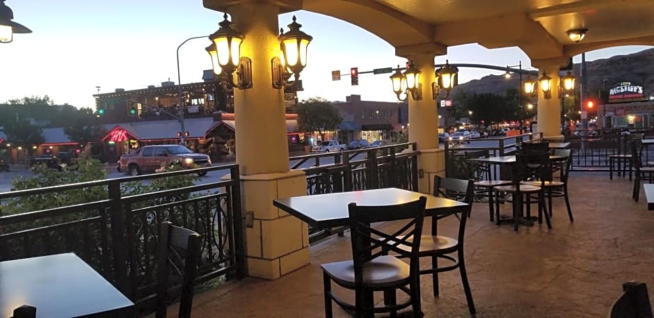 Best Western Plus Greenwell Inn