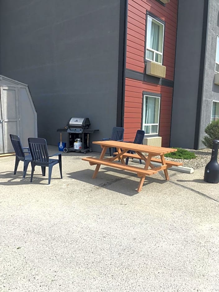 The Kanata Inns Invermere