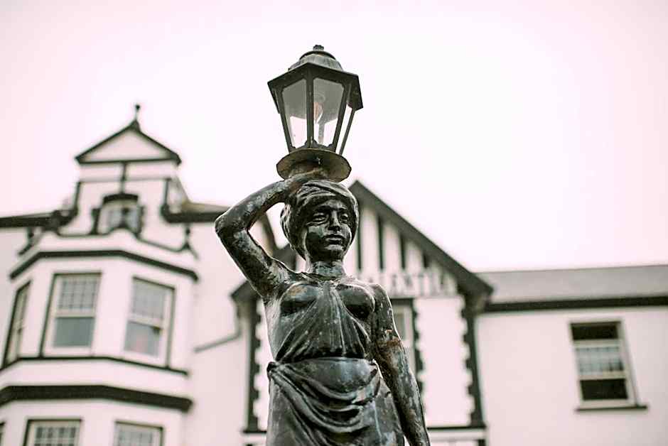 Royal Valentia Hotel