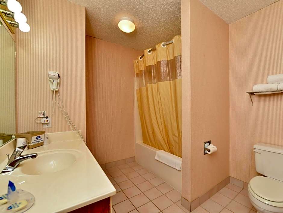 Days Inn by Wyndham Ozark Springfield
