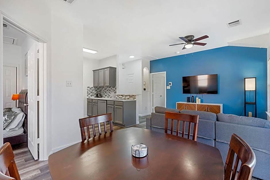 Quaint 2BD2B Condo* Fully Furnished*Amazing Patio*