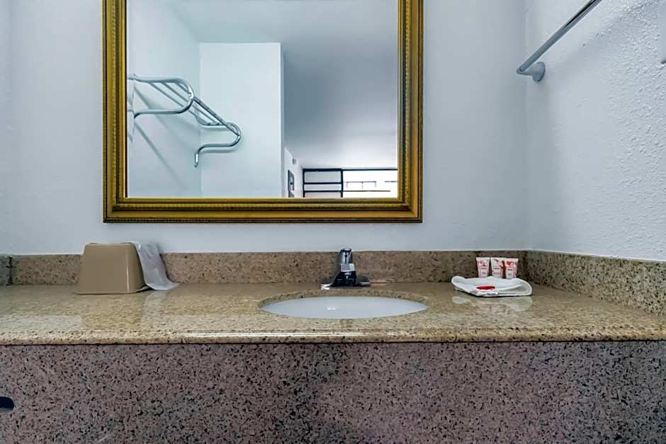 OYO Hotel Bossier City LA - Red River