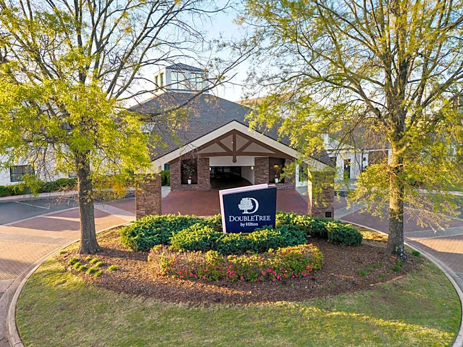 DoubleTree Suites by Hilton Hotel Huntsville South