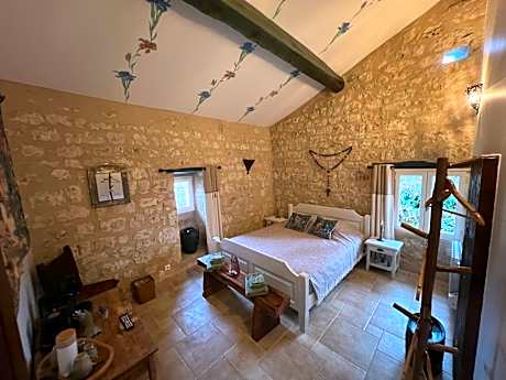 Le Relais des Chevaliers "La Chambre des Templiers"