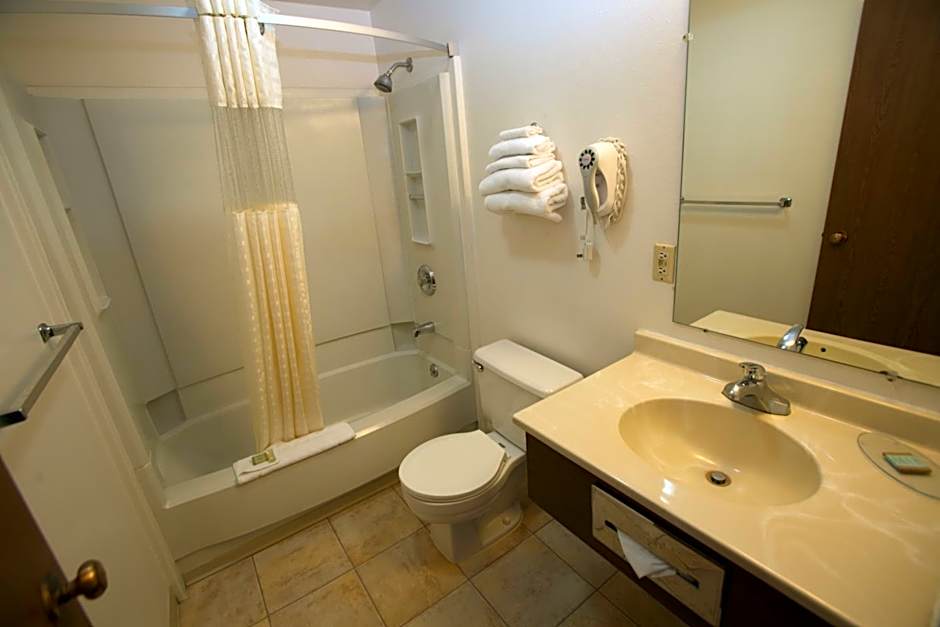 Super 8 by Wyndham Elko