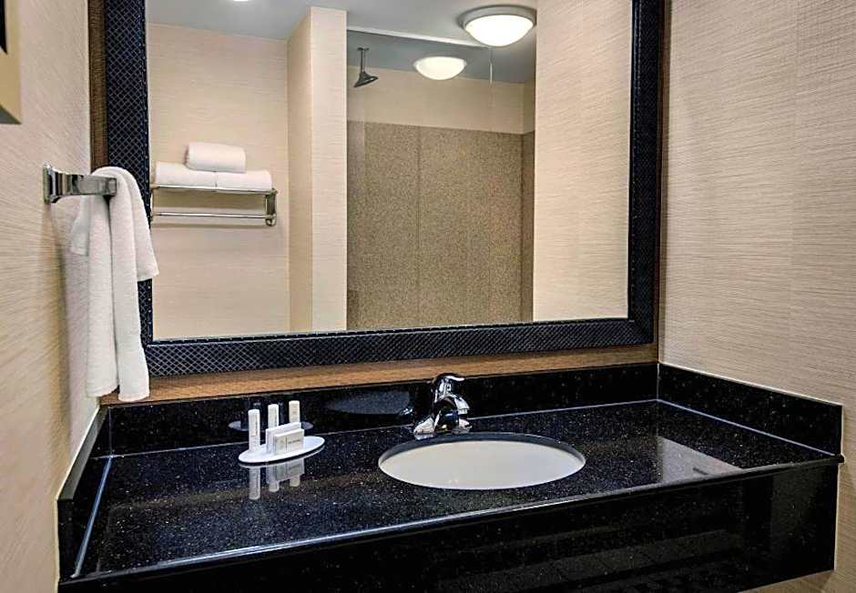 Fairfield Inn & Suites Baltimore Downtown/Inner H