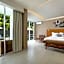 Ossotel Legian Hotel