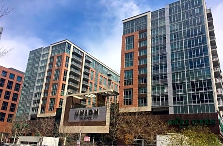 Sentral East Austin 1630