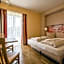 JUFA Hotel im Bruckenkopfpark - Julich