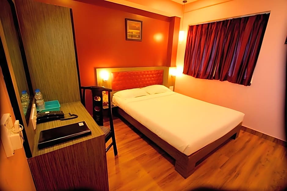 Hotel Crestwood