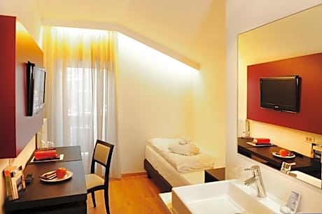 Single Room with Balcony