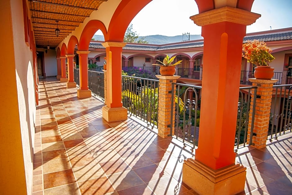 Encanto de la Sierra Hotel