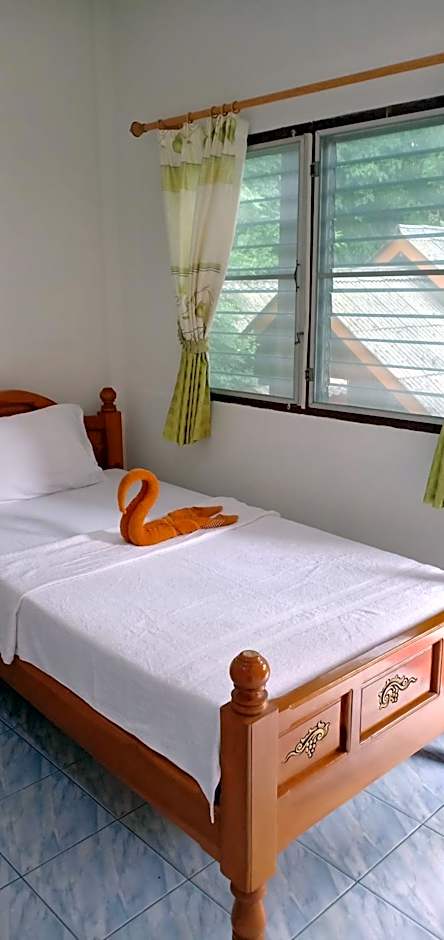 Save Bungalow Koh Tao
