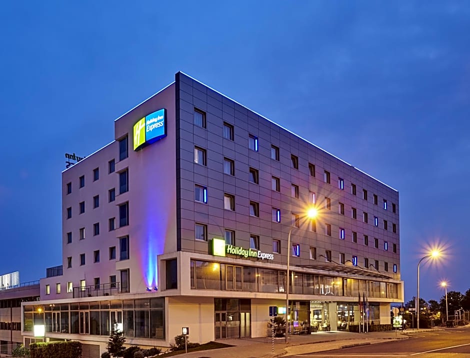 Holiday Inn Express Lisbon Alfragide By IHG